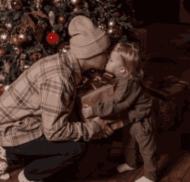 Герман Раздает logo