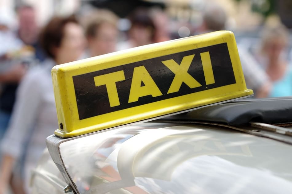В России может резко подорожать такси