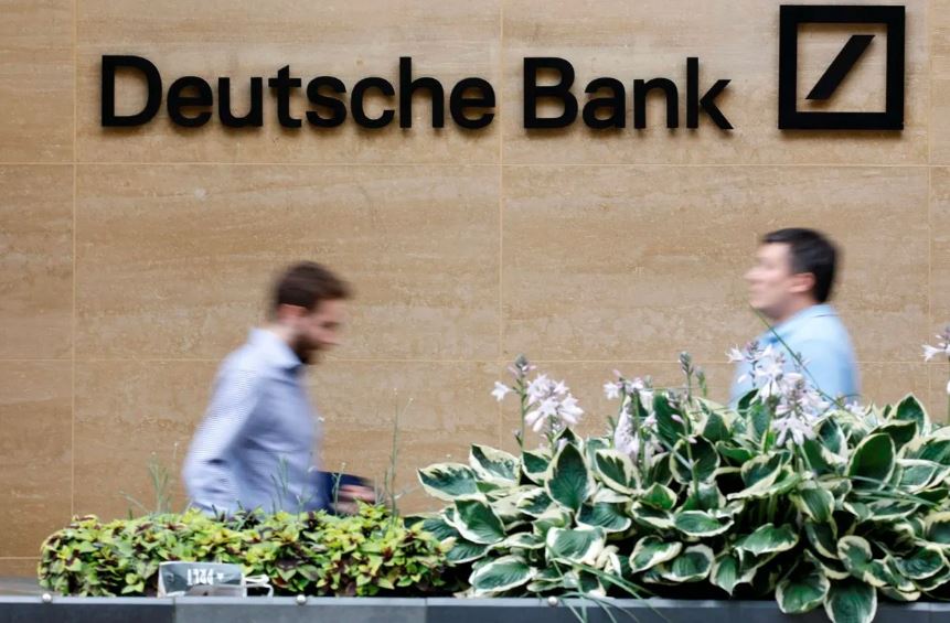Немецкий банк Deutsche Bank свернет часть бизнеса в России