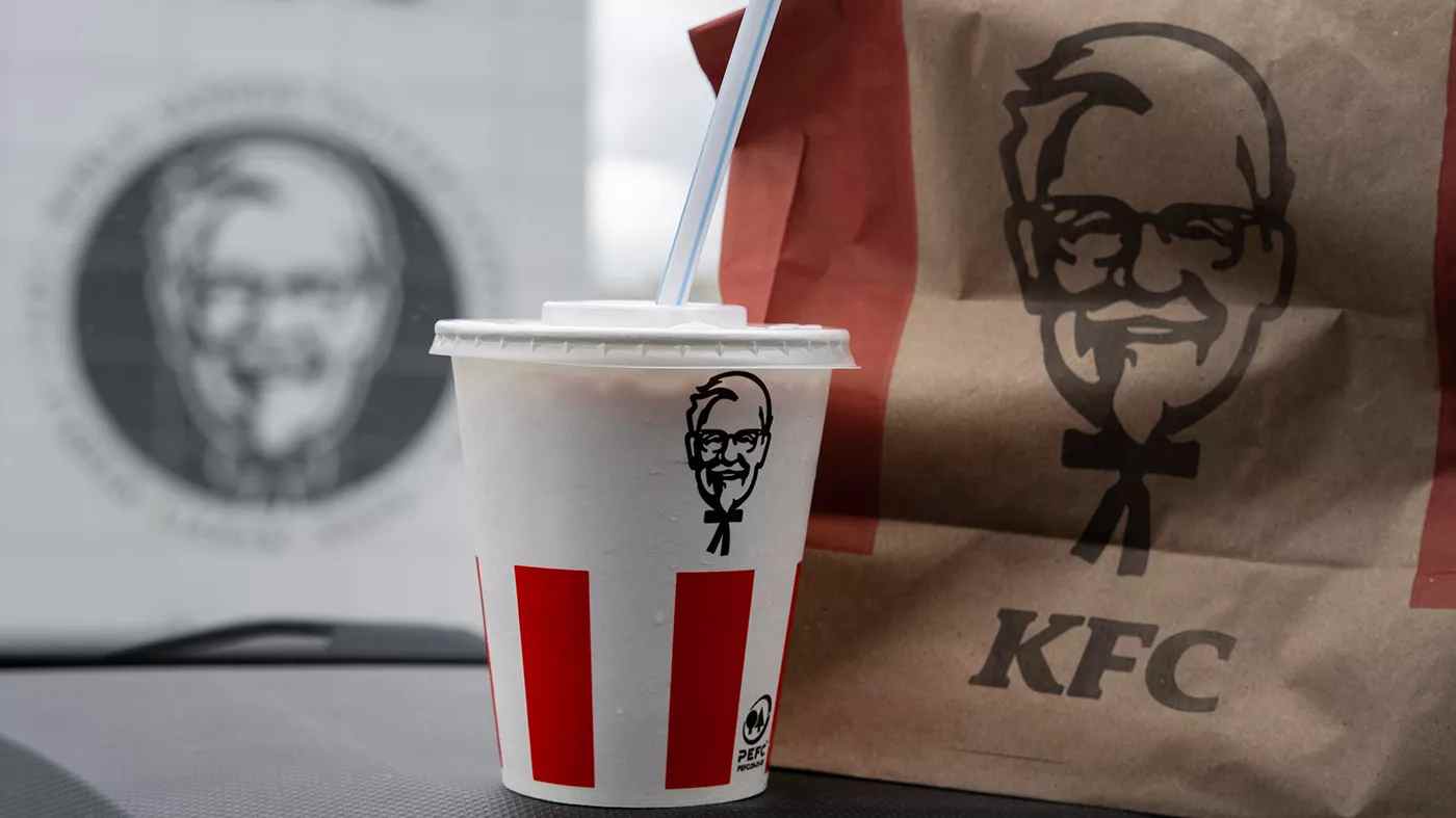 Рестораны известной сети KFC попали в скандал по причине нацистской рекламы