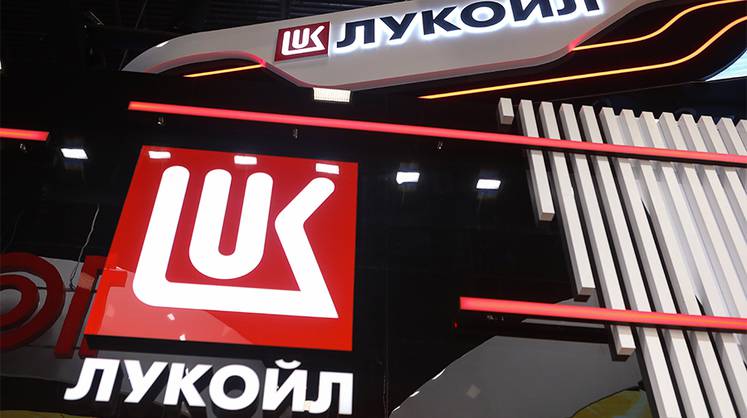 Компания “Лукойл” потеряла доступ к международному нефтепроводу