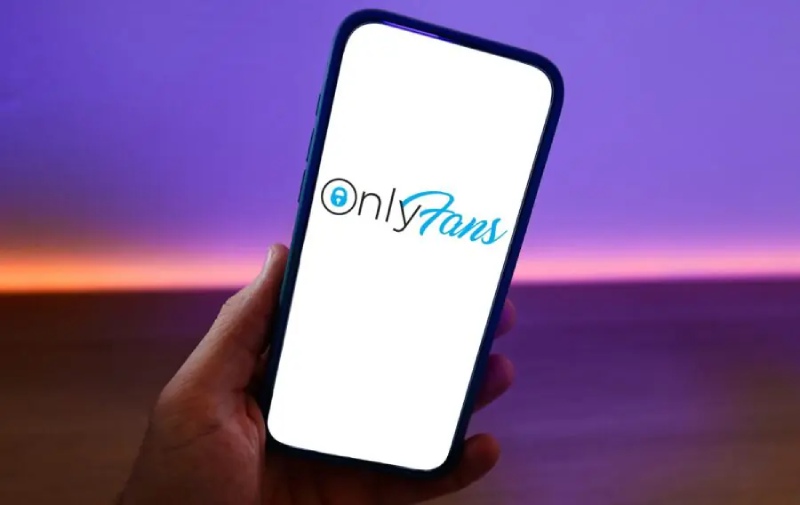 Владелец OnlyFans решил продать компанию за $8 млрд