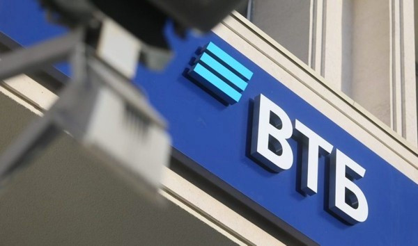Банк ВТБ стал владельцем "Открытия"