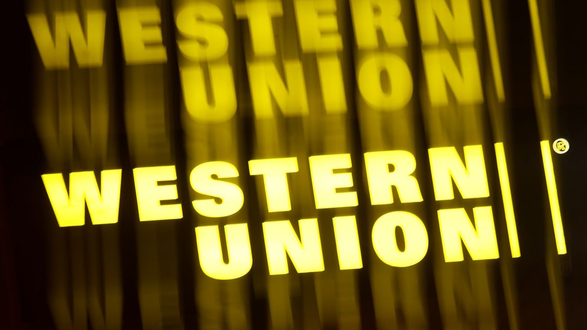 Нацбанк Таджикистана аннулировал лицензию оператора Western Union