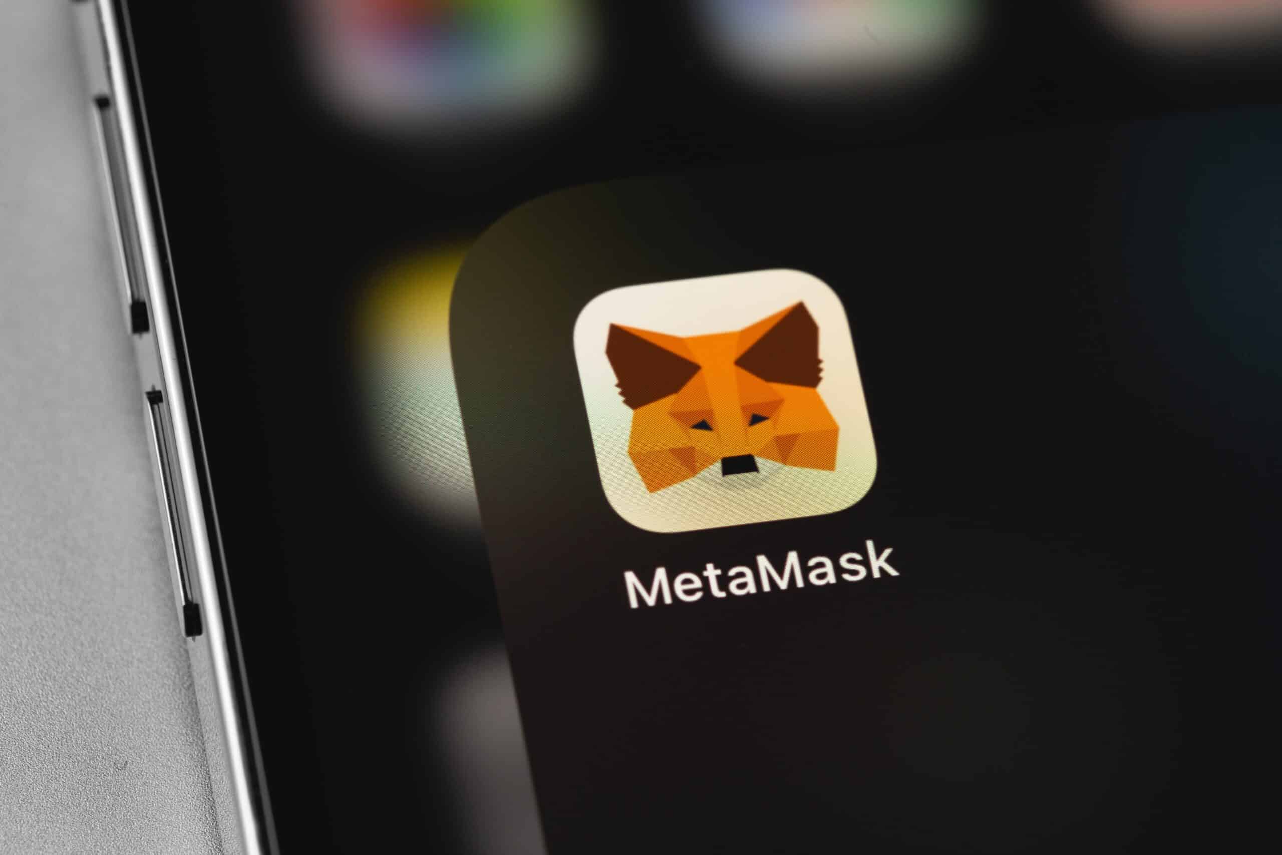 MetaMask начал тестирование блокчейн-карты Mastercard