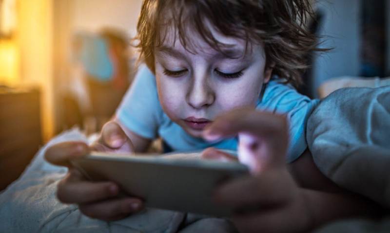 Детей втягивают в цифровое вымогательство: раскрытие схем