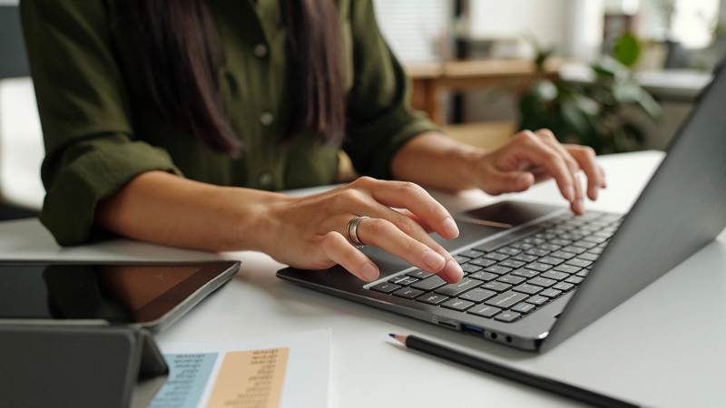 Россиян предупредили о новой схеме мошенников с вредоносными файлами