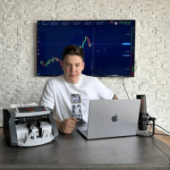 Финансовый гений logo