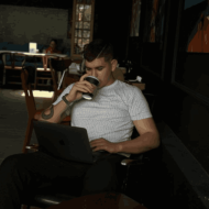 Макс, дай сигнал logo