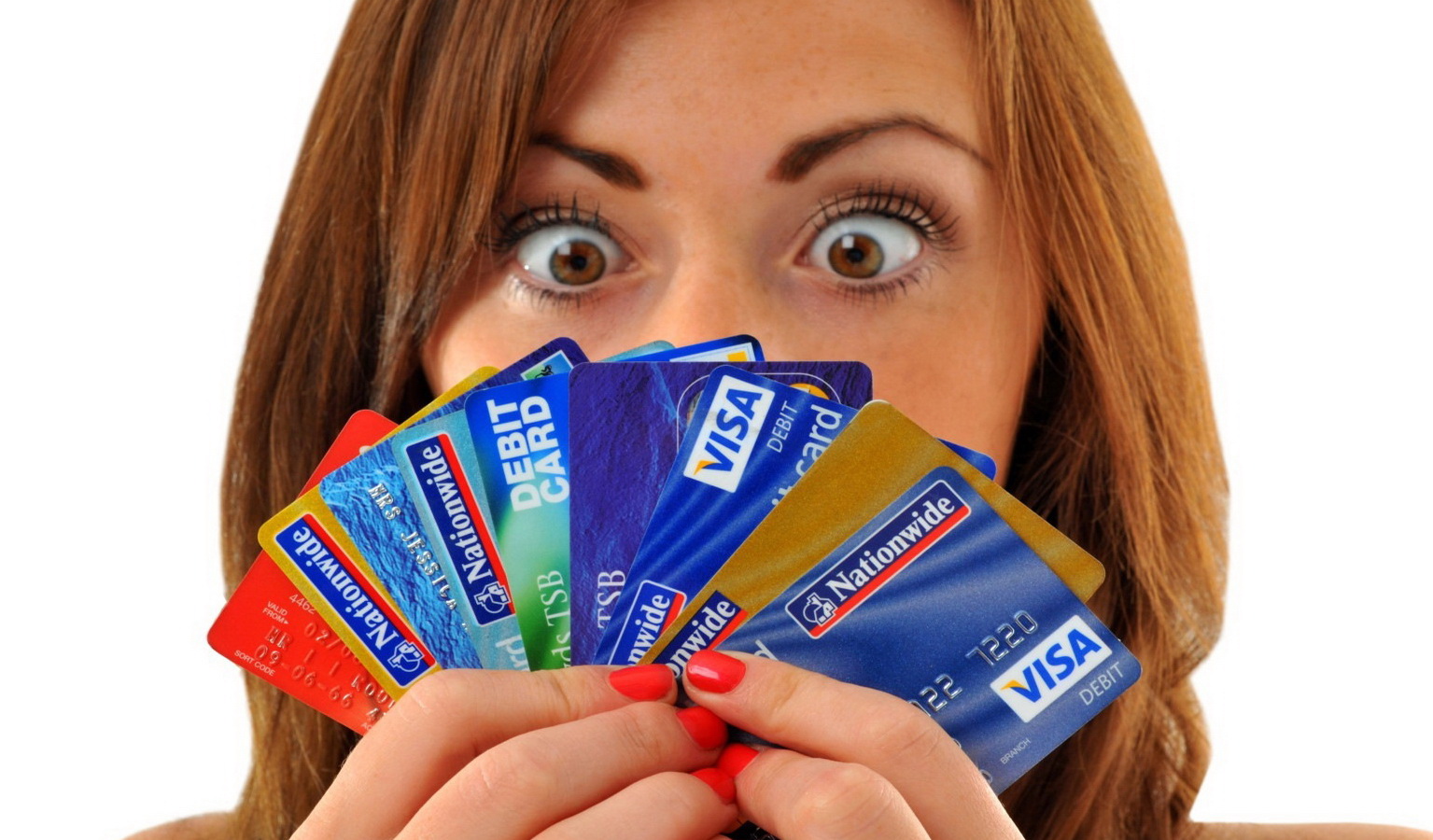 Как выбрать кредитную или дебетовую карту