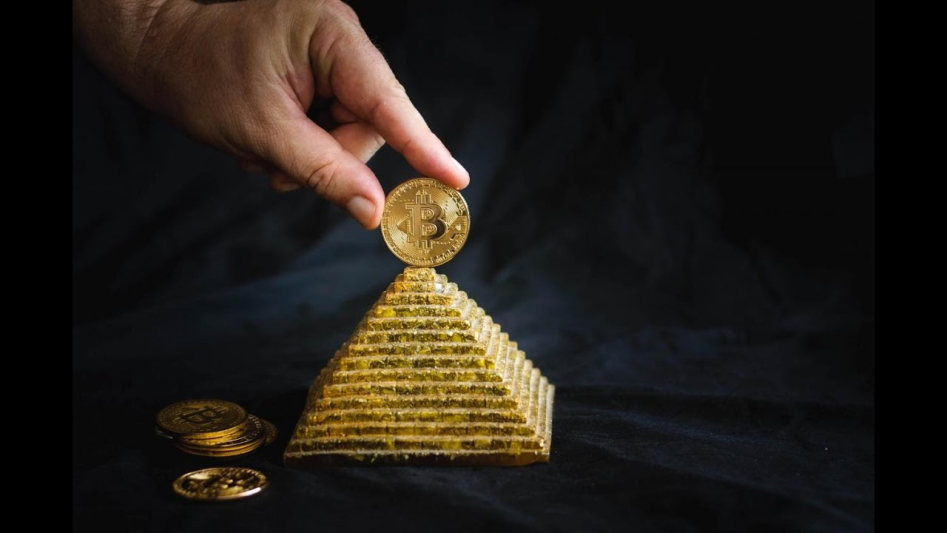 Что делать жертвам финансовых пирамид?
